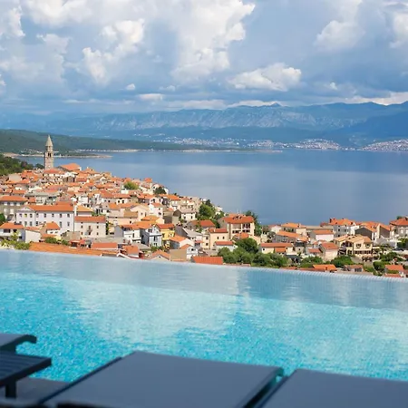 Luxurioese Mit Pool Und Fantastischem Meerblick By Interhome Holiday home