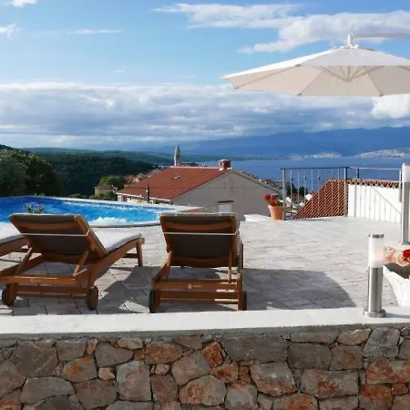 Luxurioese Mit Pool Und Fantastischem Meerblick By Interhome Casa de Férias Vrbnik (Primorje-Gorski Kotar)