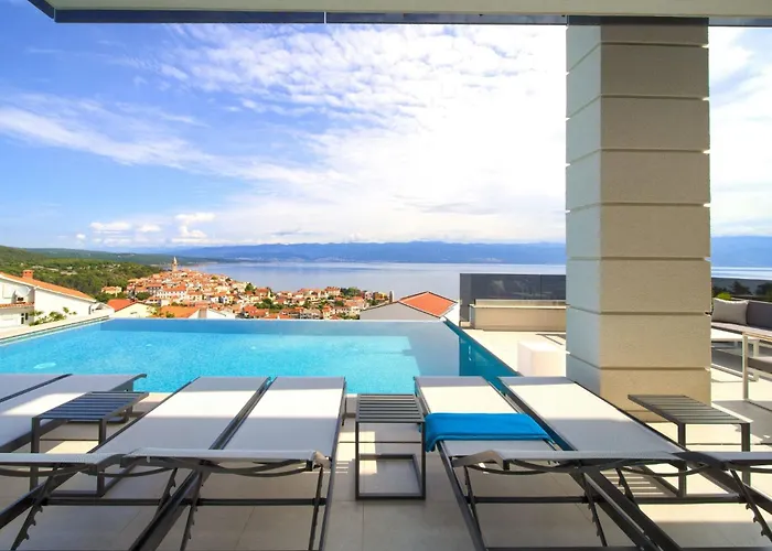 Luxurioese Mit Pool Und Fantastischem Meerblick By Interhome Casa vacanze *