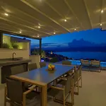 Luxurioese Mit Pool Und Fantastischem Meerblick By Interhome