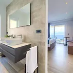 Prázdninový dům Luxurioese Mit Pool Und Fantastischem Meerblick By Interhome Vrbnik (Primorje-Gorski Kotar)