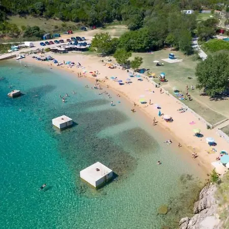 Luxurioese Mit Pool Und Fantastischem Meerblick By Interhome Nyaraló
