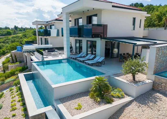 Holiday home Luxurioese Mit Pool Und Fantastischem Meerblick By Interhome Vrbnik (Primorje-Gorski Kotar)