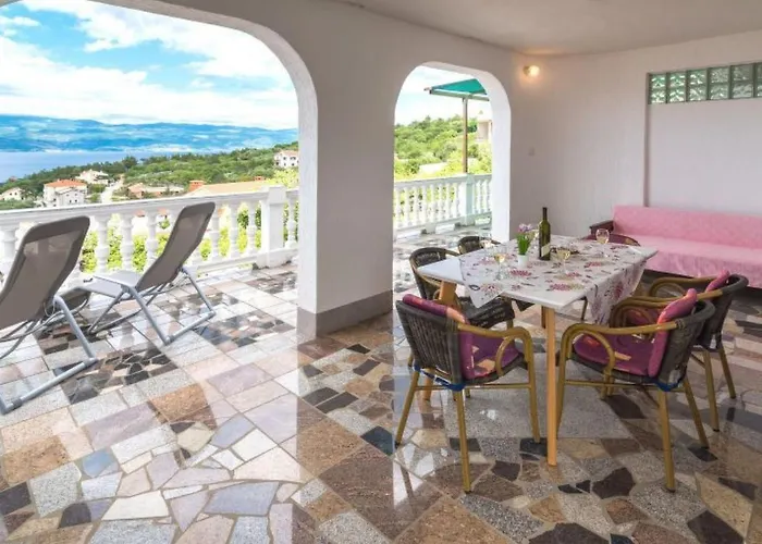 Luxurioese Mit Pool Und Fantastischem Meerblick By Interhome Holiday home Vrbnik (Primorje-Gorski Kotar)