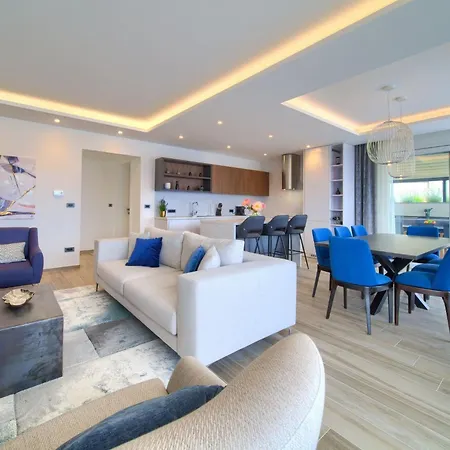 Σπίτι διακοπών Luxurioese Mit Pool Und Fantastischem Meerblick By Interhome *