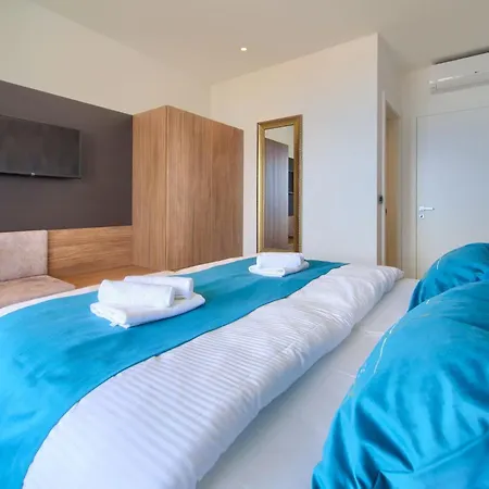 Σπίτι διακοπών Luxurioese Mit Pool Und Fantastischem Meerblick By Interhome *
