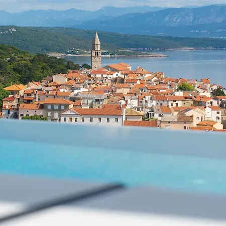 Luxurioese Mit Pool Und Fantastischem Meerblick By Interhome