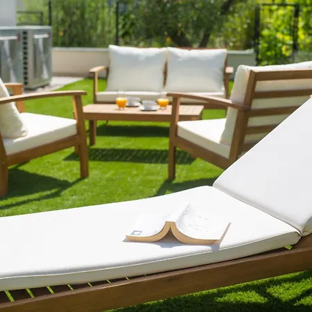 Luxurioese Mit Pool Und Fantastischem Meerblick By Interhome