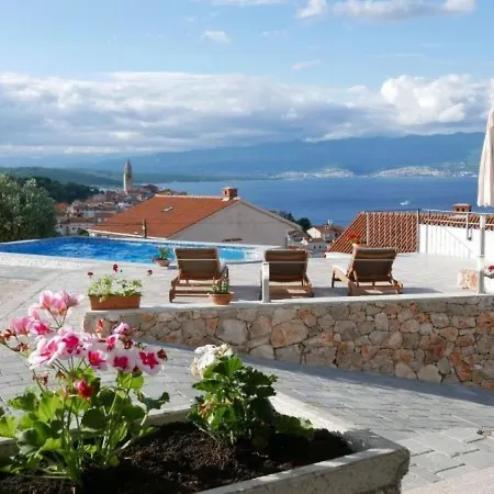 Luxurioese Mit Pool Und Fantastischem Meerblick By Interhome Σπίτι διακοπών *